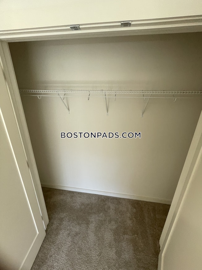 Boston - $3,310 /mo