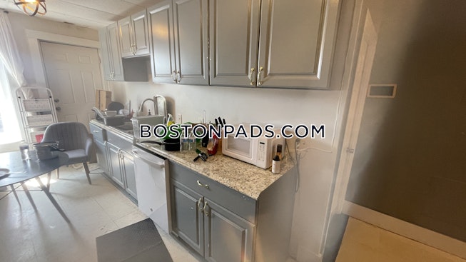 Boston - $4,199 /mo