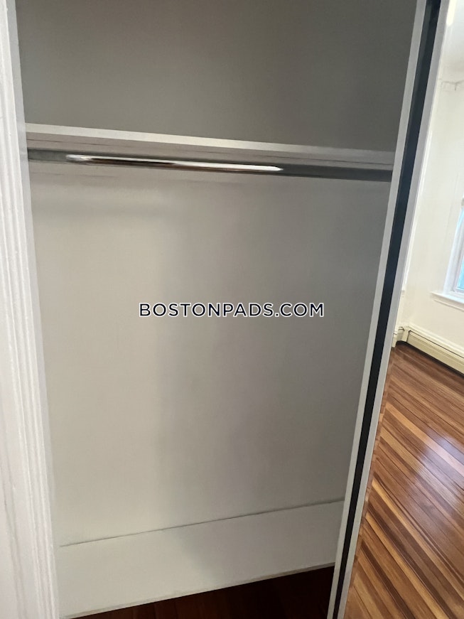 Boston - $3,200 /mo