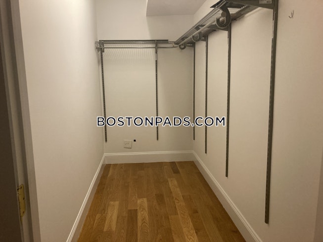 Boston - $3,100 /mo