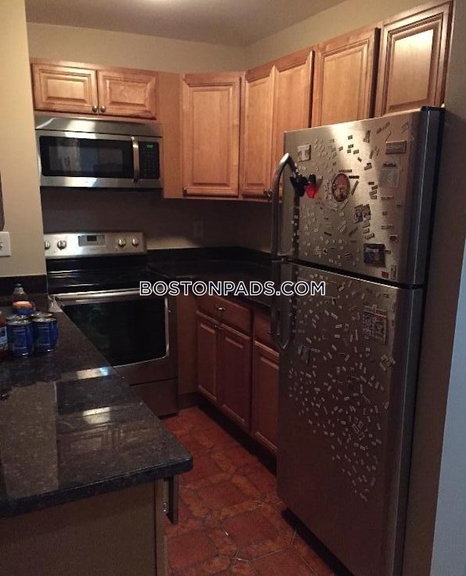 Boston - $5,450 /mo