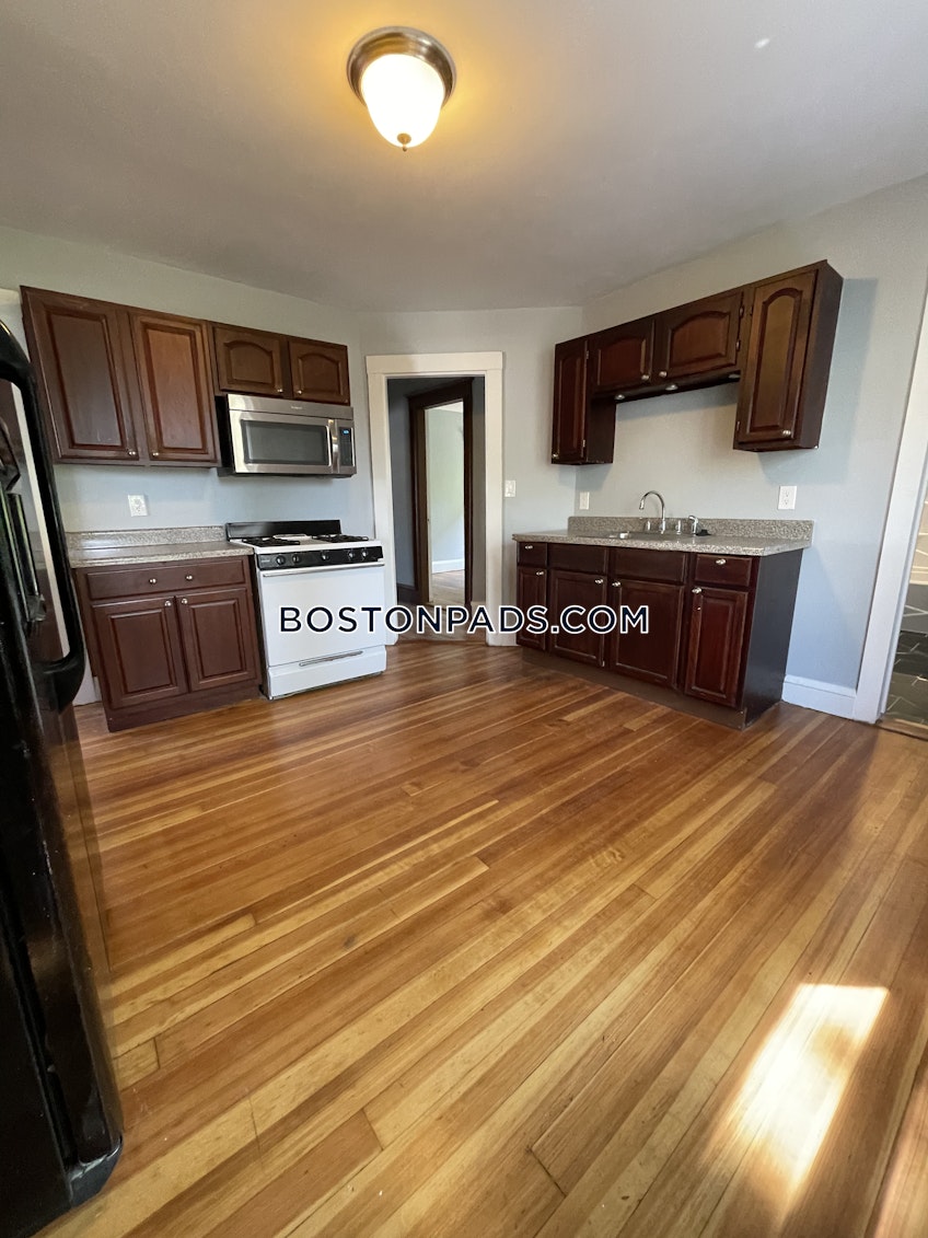 Boston - $2,750 /month