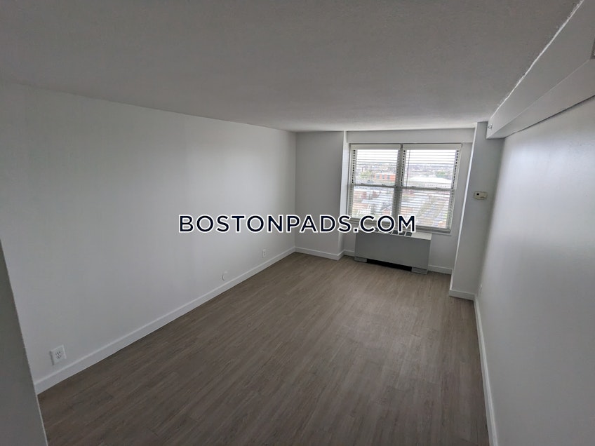 Boston - $5,769 /month