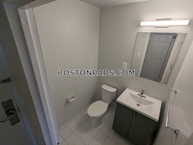 Boston - $4,389 /mo