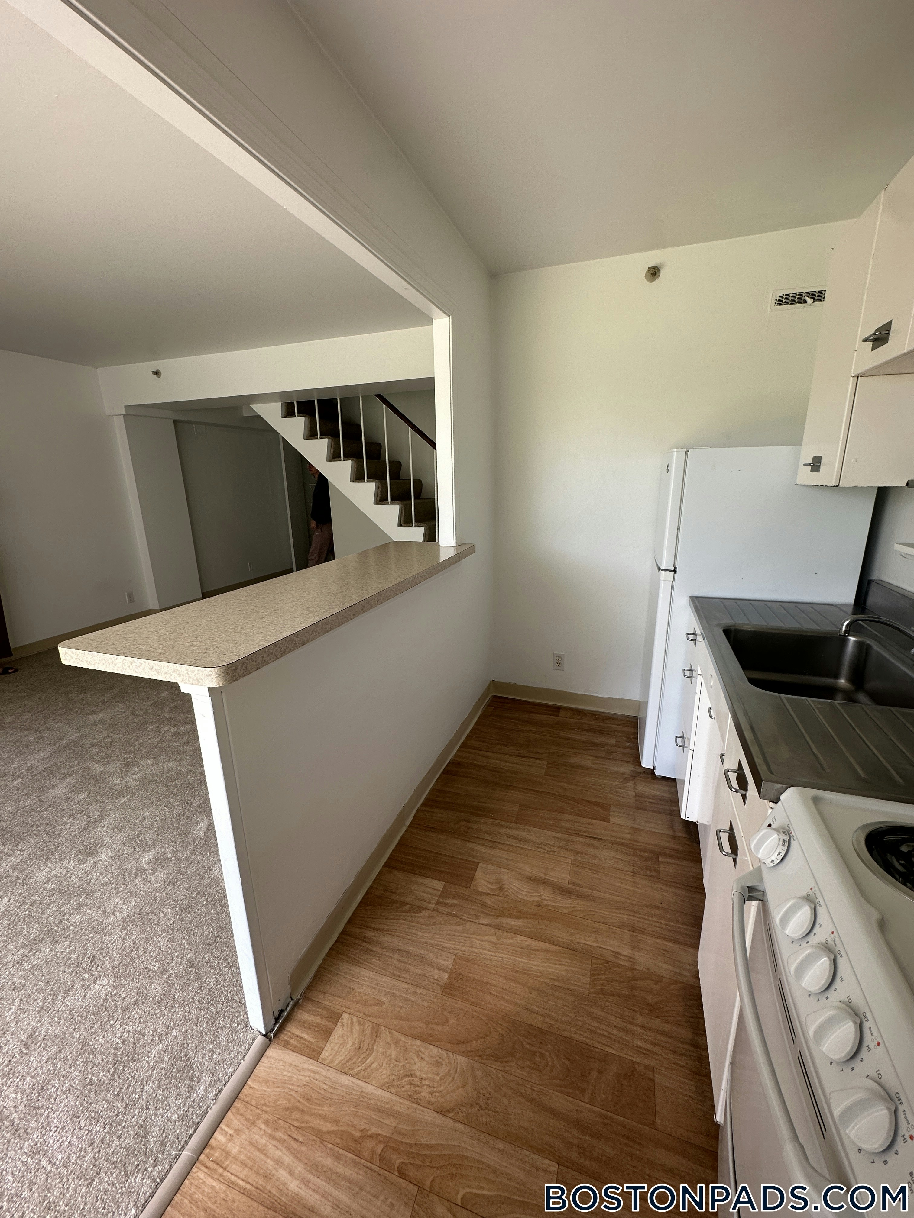 Cambridge - $3,920