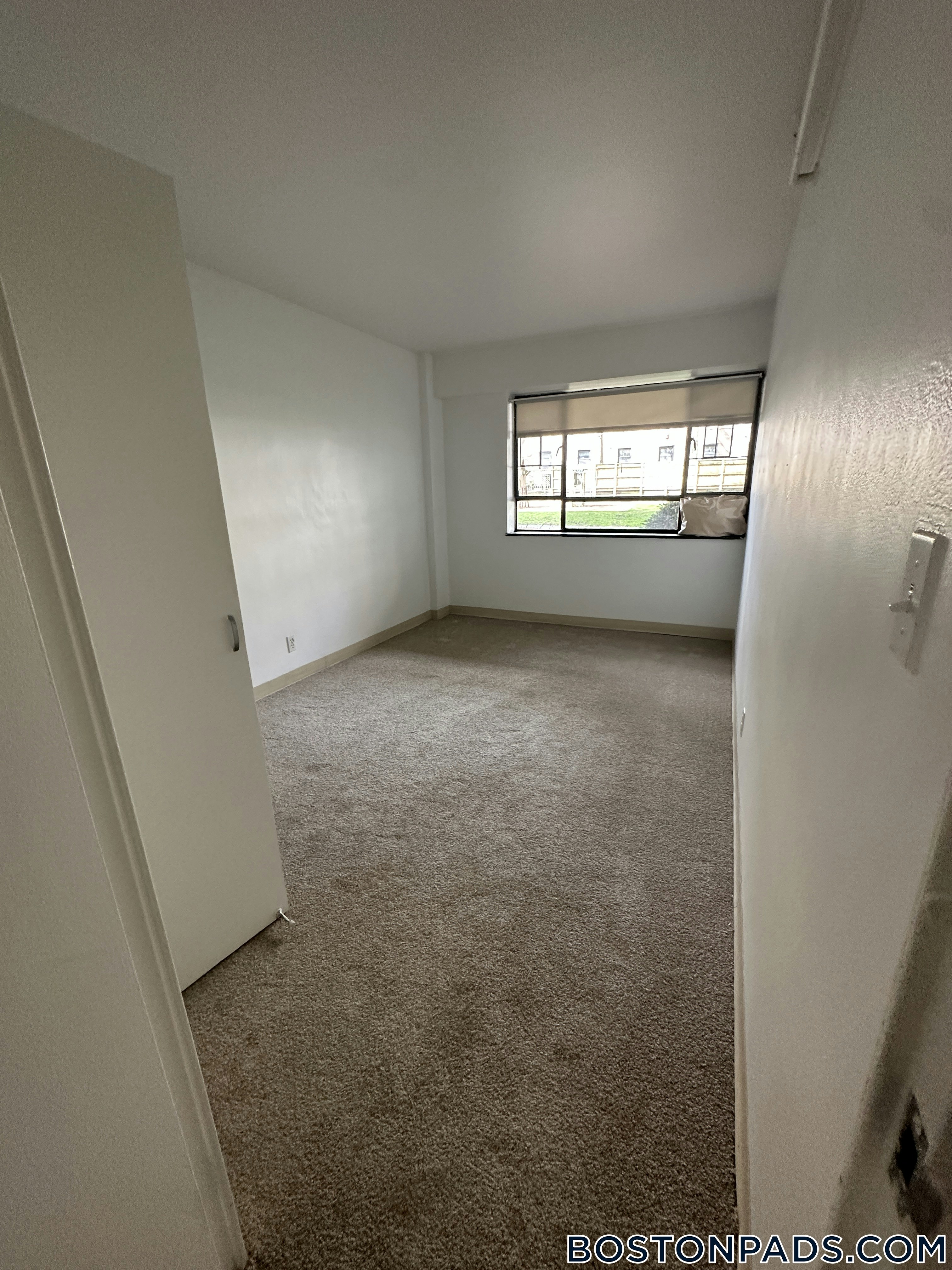 Cambridge - $3,920