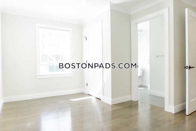 Boston - $4,395 /mo