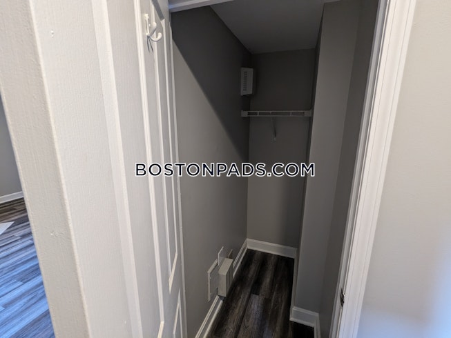 Boston - $5,737 /mo