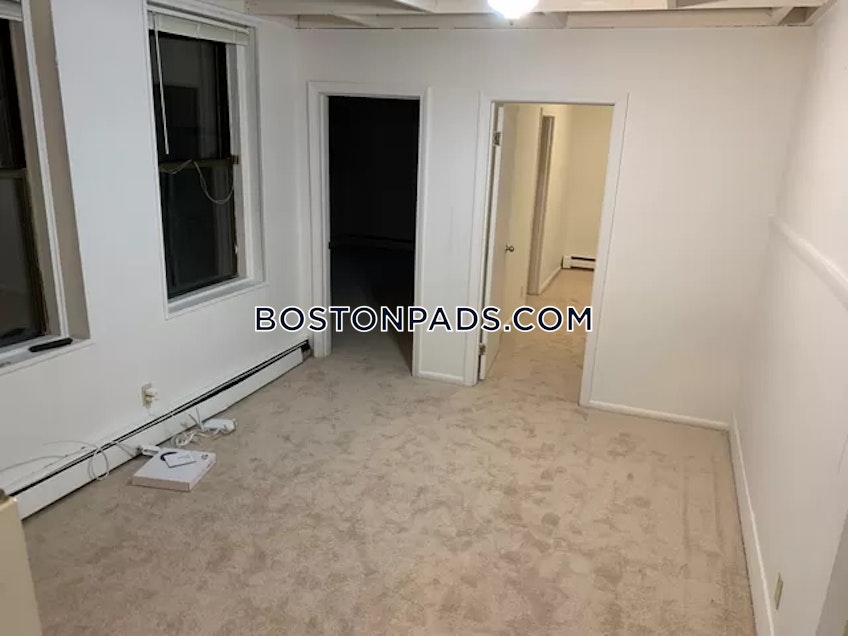 Boston - $2,500 /month