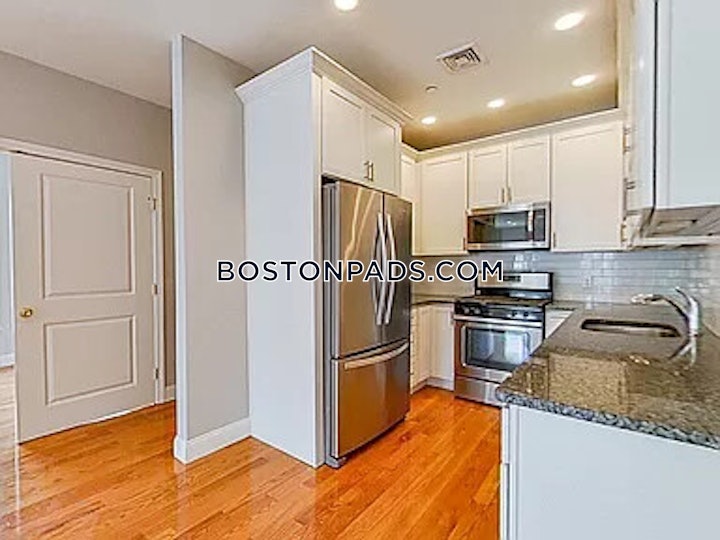 hyde-park-apartment-for-rent-2-bedrooms-2-baths-boston-3100-4572648 