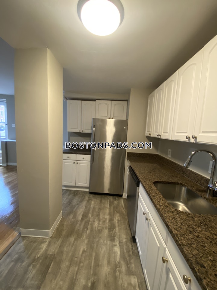 dorchester-apartment-for-rent-3-bedrooms-1-bath-boston-3418-527995 