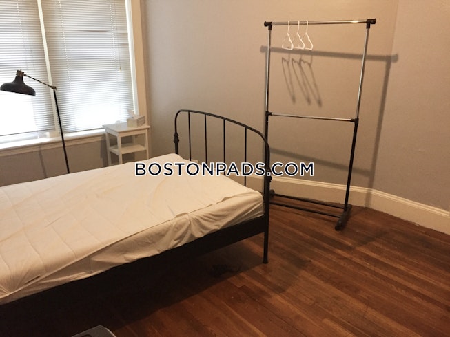 Brookline - $3,500 /mo