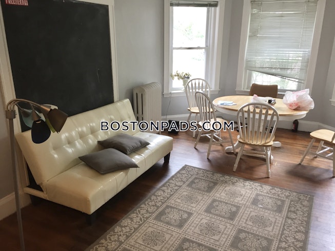 Brookline - $3,500 /mo