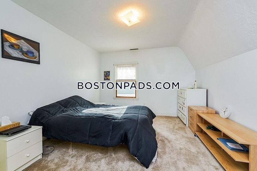 Brookline - $2,795 /month