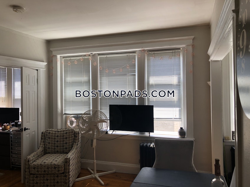 Boston - $2,050 /month