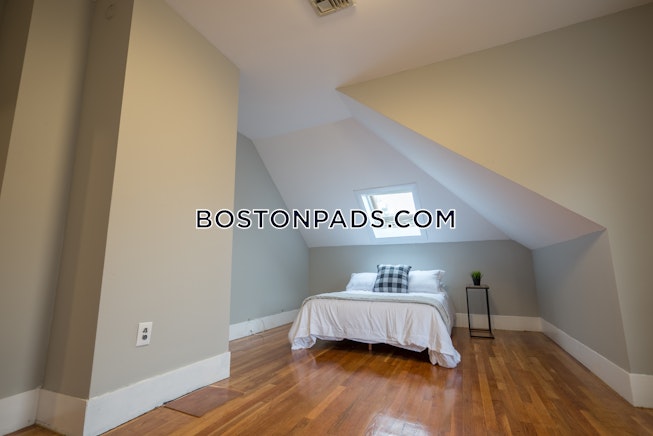 Brookline - $7,500 /mo