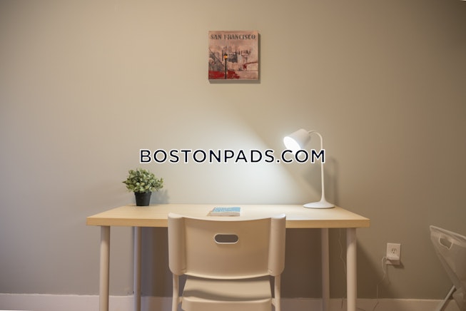 Brookline - $7,500 /mo