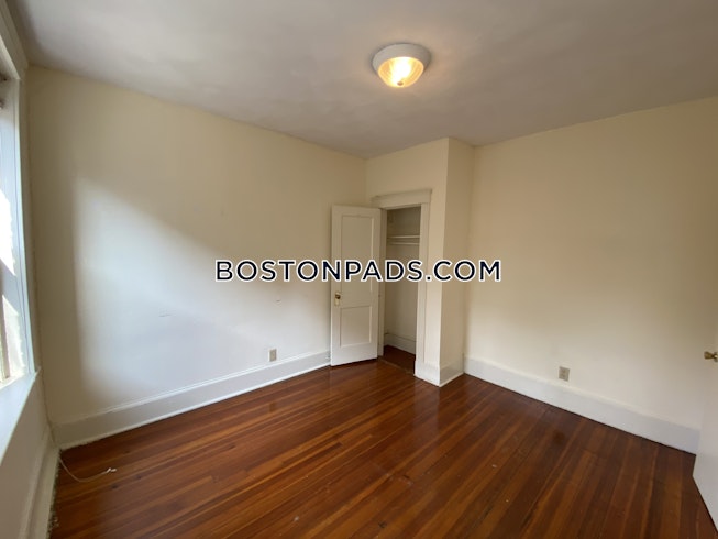 Boston - $2,375 /mo