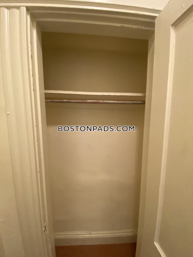 Boston - $2,025 /mo