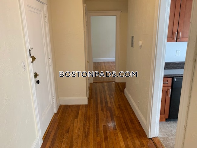 Boston - $1,675 /mo