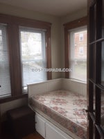 Boston - $3,900 /month