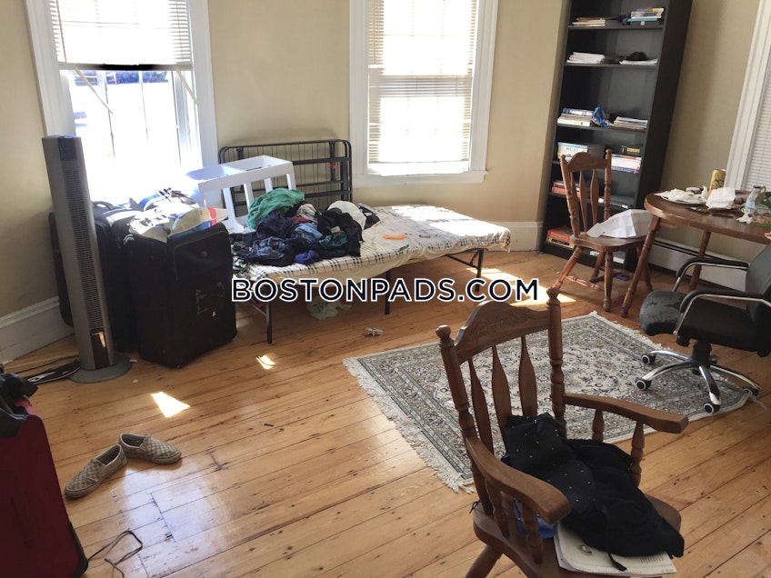 Boston - $4,200 /month