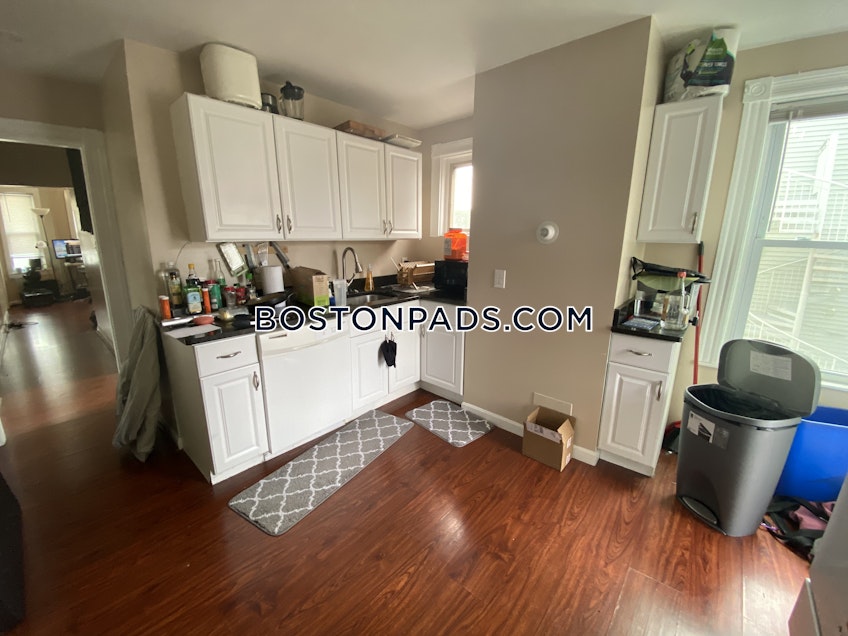 Boston - $2,395 /month