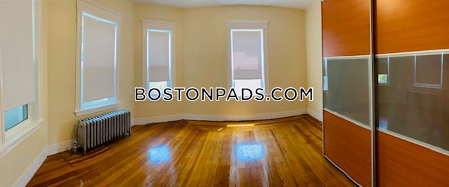 Boston - $4,000 /mo