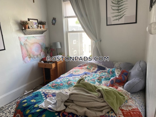 Cambridge - $3,000 /mo