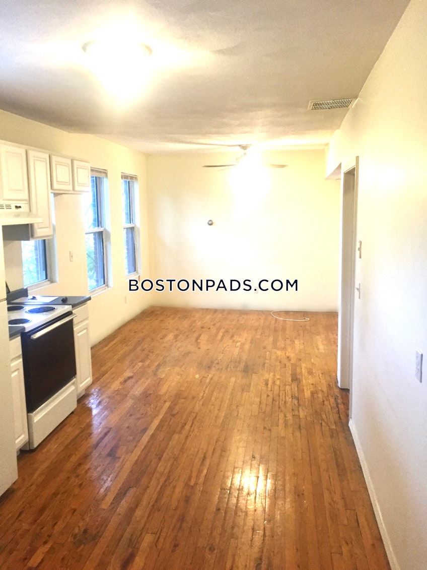 Boston - $3,300 /month