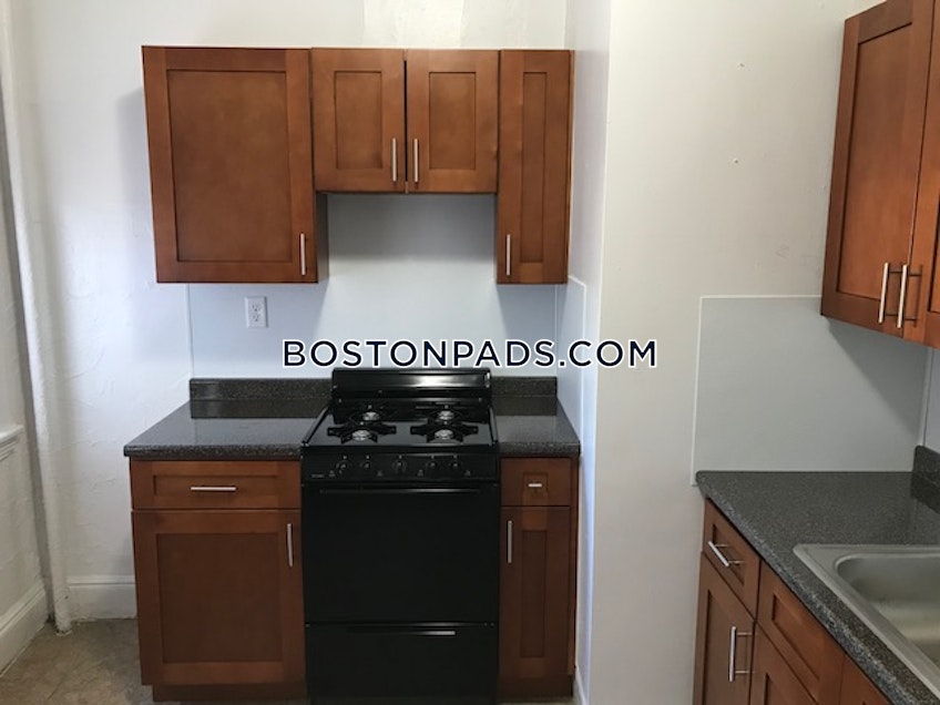 Boston - $2,325 /month