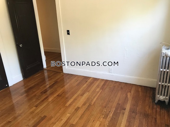 Boston - $2,275 /mo