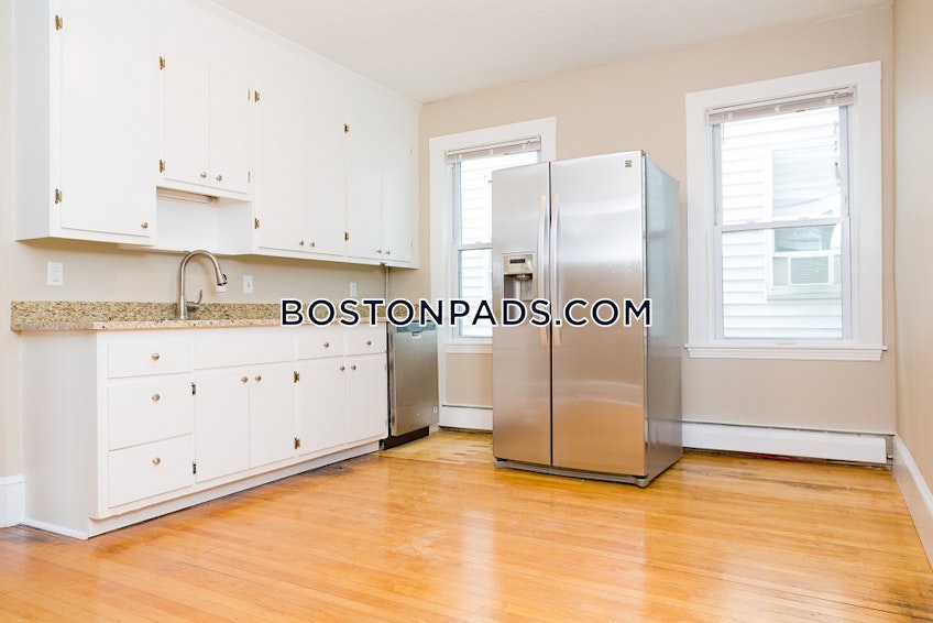 Boston - $2,300 /month