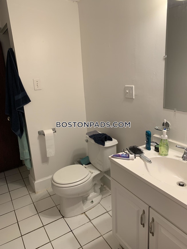 Boston - $2,750 /mo