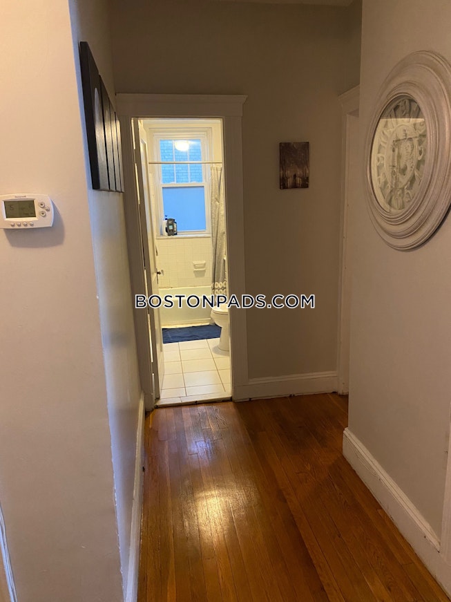 Boston - $2,000 /mo