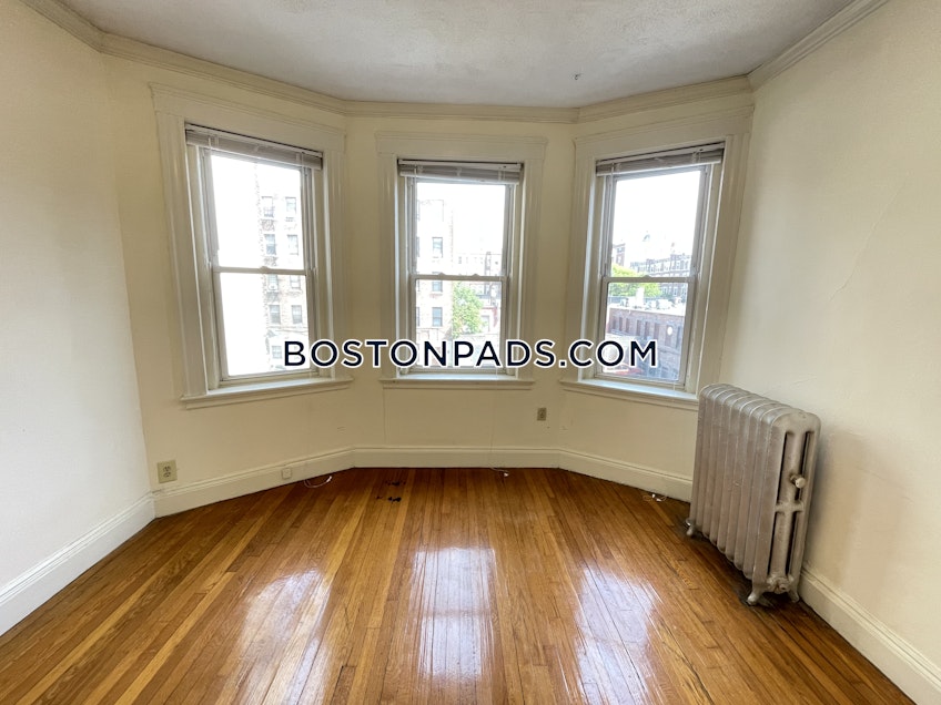 Boston - $2,350 /month