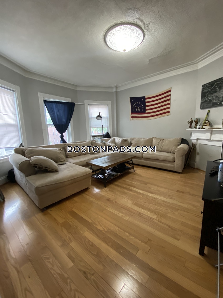 Boston - $4,200 /month