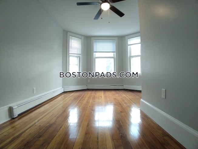 Boston - $3,650 /mo