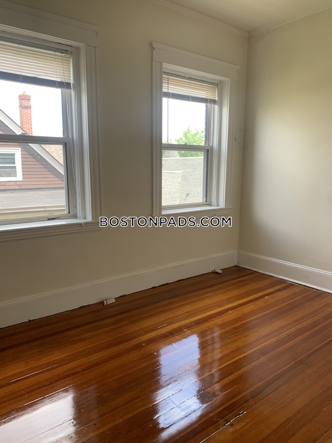 Roxbury Crossing - $1,950 /mo