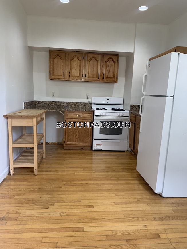 Roxbury Crossing - $1,950 /mo