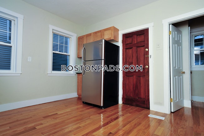 Boston - $3,660 /mo