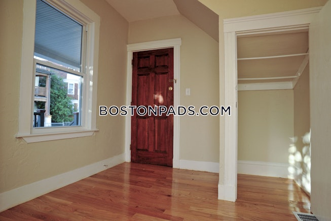 Boston - $3,660 /mo