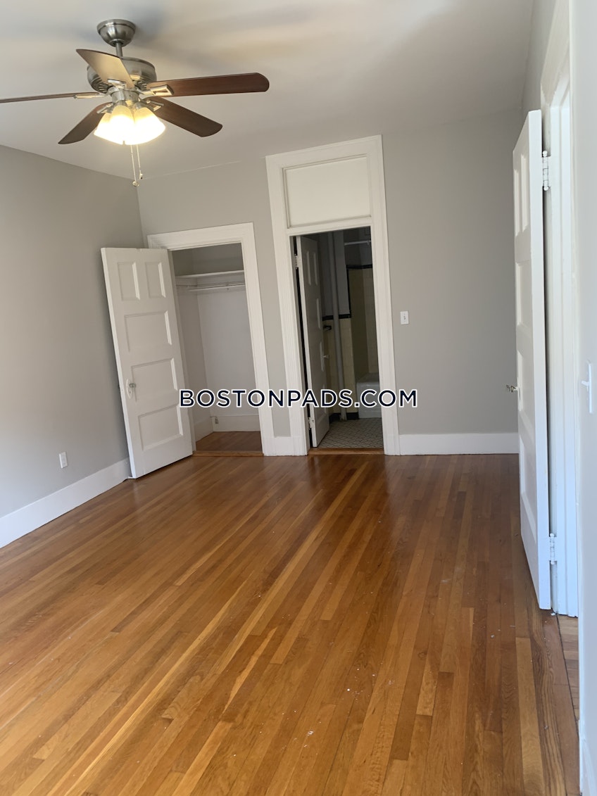 Brookline - $2,450 /month