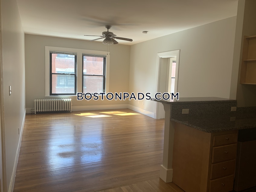 Brookline - $2,450 /month