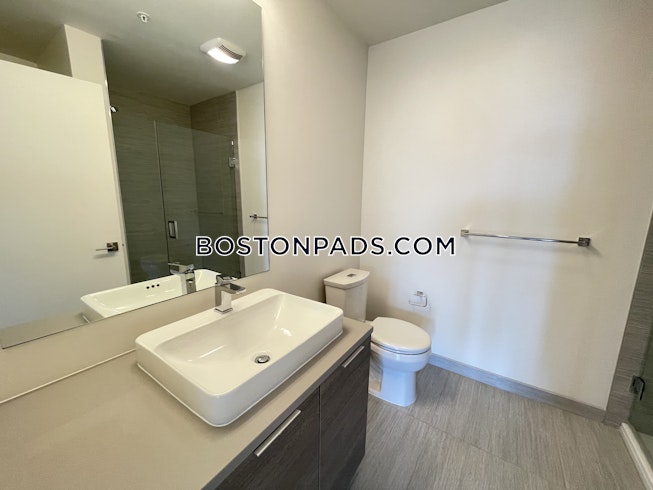 Boston - $4,295 /mo