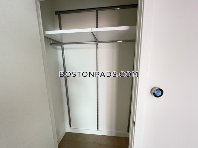 Boston - $4,290 /mo