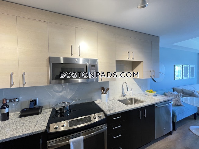 Boston - $3,695 /mo