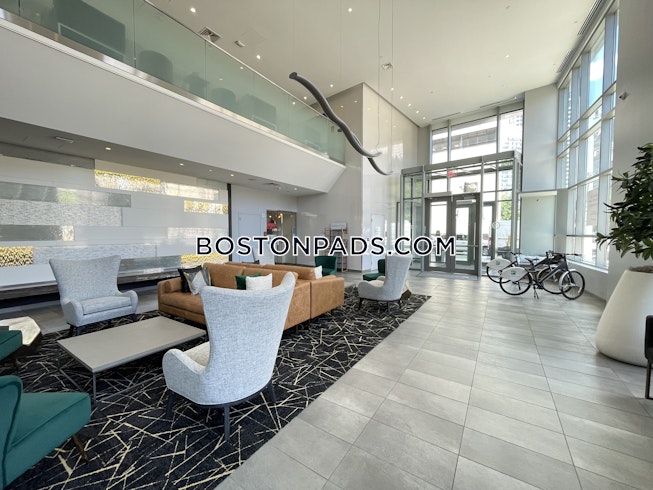 Boston - $3,810 /mo