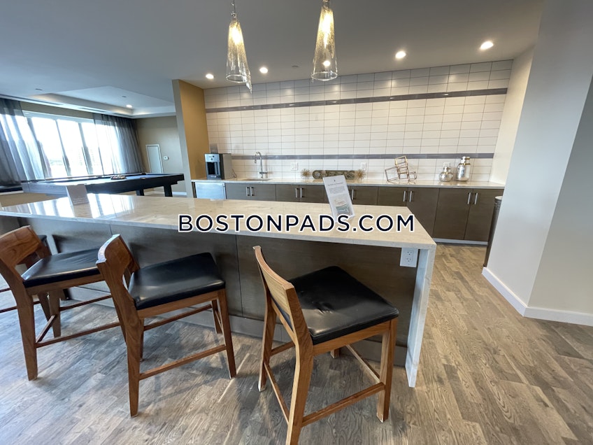 Boston - $3,732 /month