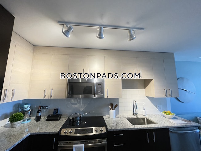 Boston - $3,827 /mo